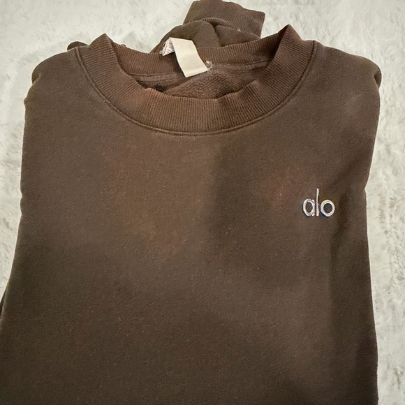 ALO Yoga Tops - ALO Yoga Brown Sweatshirt